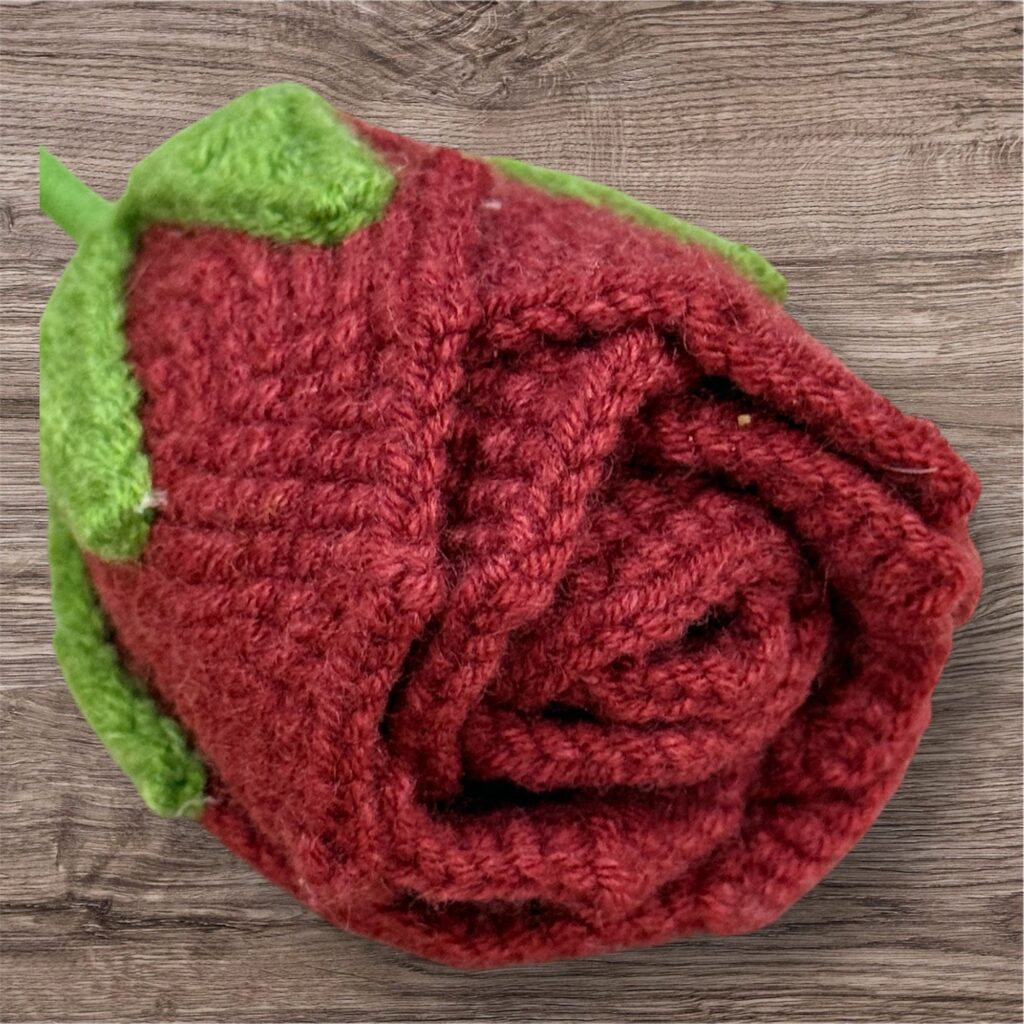 Elegant Marron Rose