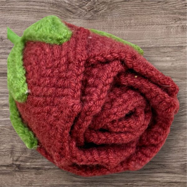 Elegant Marron Rose