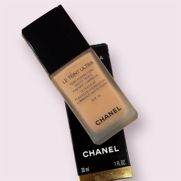 Chanel Foundation No. 60 Beige